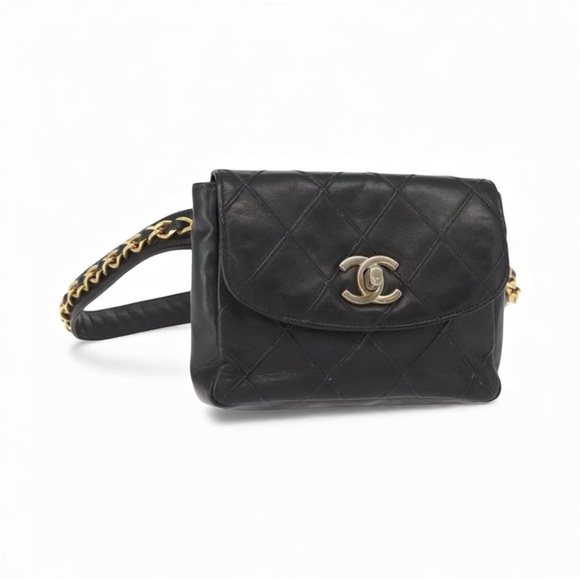CHANEL Vintage‎ Flap Waist Belt Bag- Lambskin Black - Picture 7 of 13